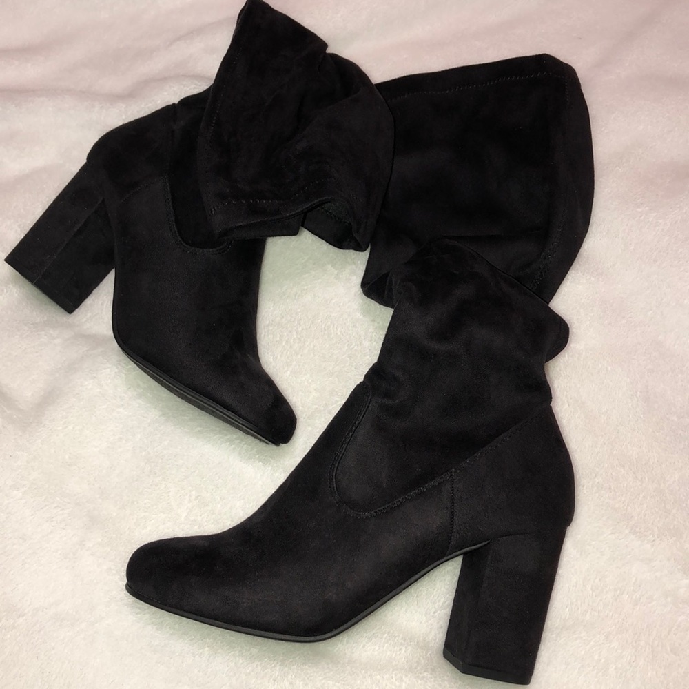 Women’s suede boots